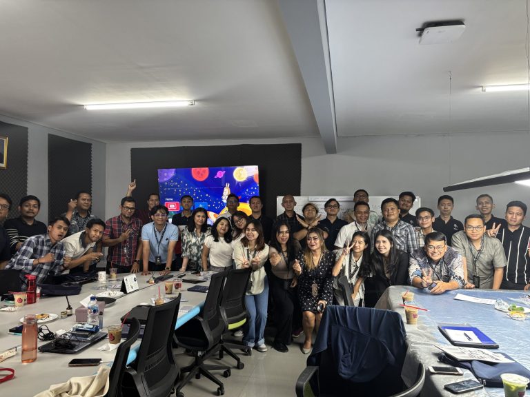 Product Training With Comtronics